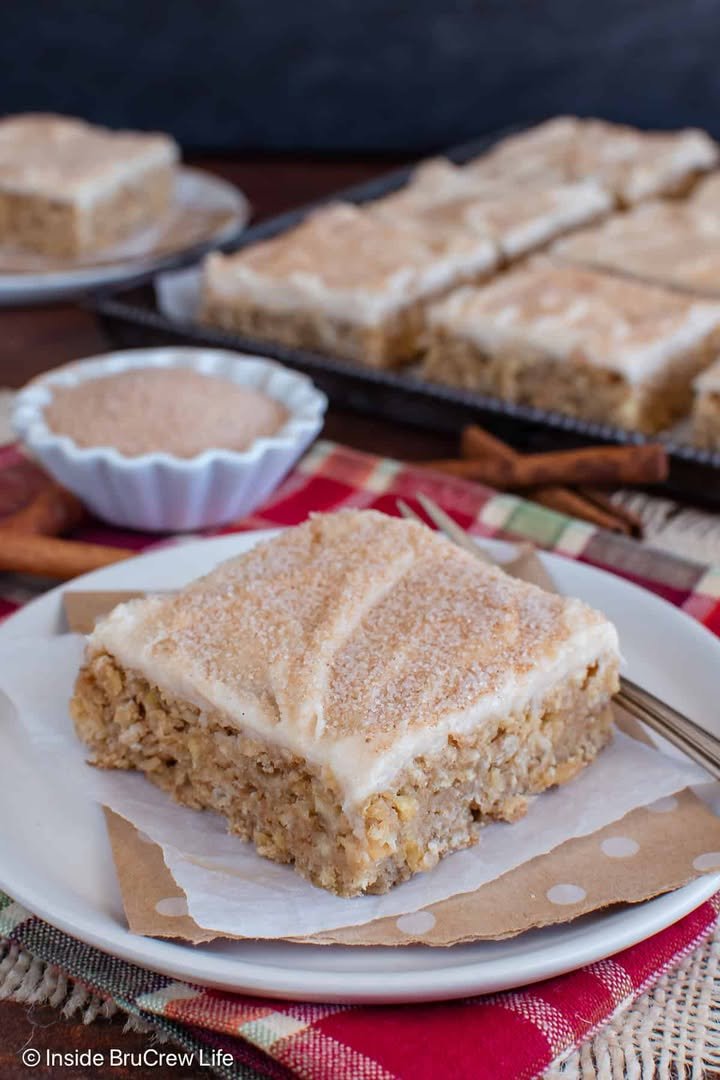 Cinnamon Apple Bars! 🍎 Chewy squares with creamy homemade cinnamon frosting!

💕 Comment APPLE below to have this recipe sent to you!