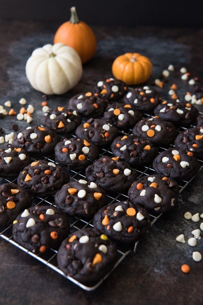 Frighteningly Delicious Dark Chocolate Halloween Chip Cookies | Halloween themed chocolate cookies, Chocolate chip halloween cookie, Halloween desserts