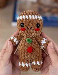 Free Crochet Gingerbread Cookie Pattern That Feels So Festive