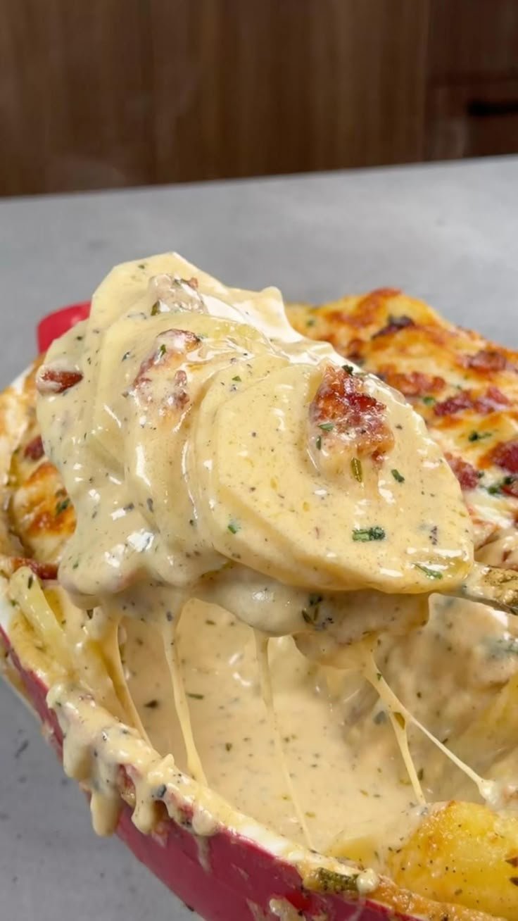 Cheesy Au Gratin Potatoes