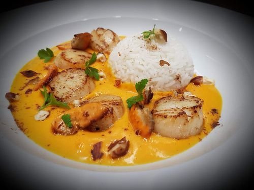 Noix de saint Jacques poêlées à la crème de butternut - Cyrille LA CUISINE