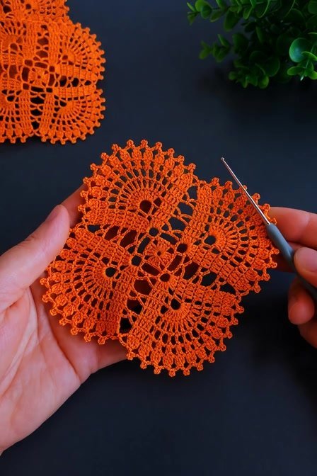 Crochet Pattern: Stunning Design for Creative Projects