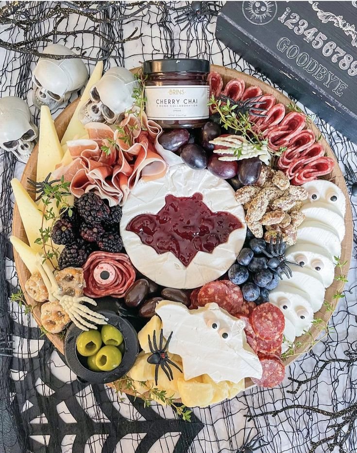 Bat charcuterie board | Vampire themed charcuterie board, Halloween charcuterie board ideas, Halloween platter