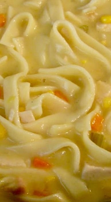 Crockpot Creamy Chicken Noodle Soup