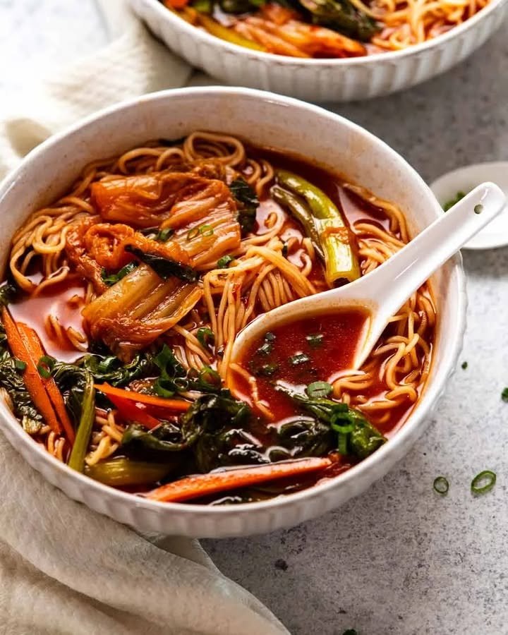 Soupe épicée coréenne aux nouilles