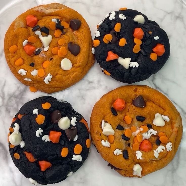 Halloween food treats | Halloween baking, Halloween desserts, Halloween candy