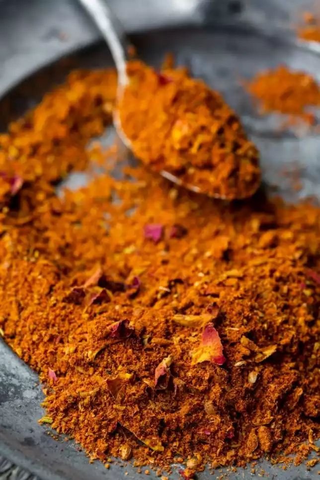 Ras el Hanout Rezept | Marokkanische Gewürzmischung | Chiliöl rezept, Gewürzsalz selber machen, Marokkanische rezepte