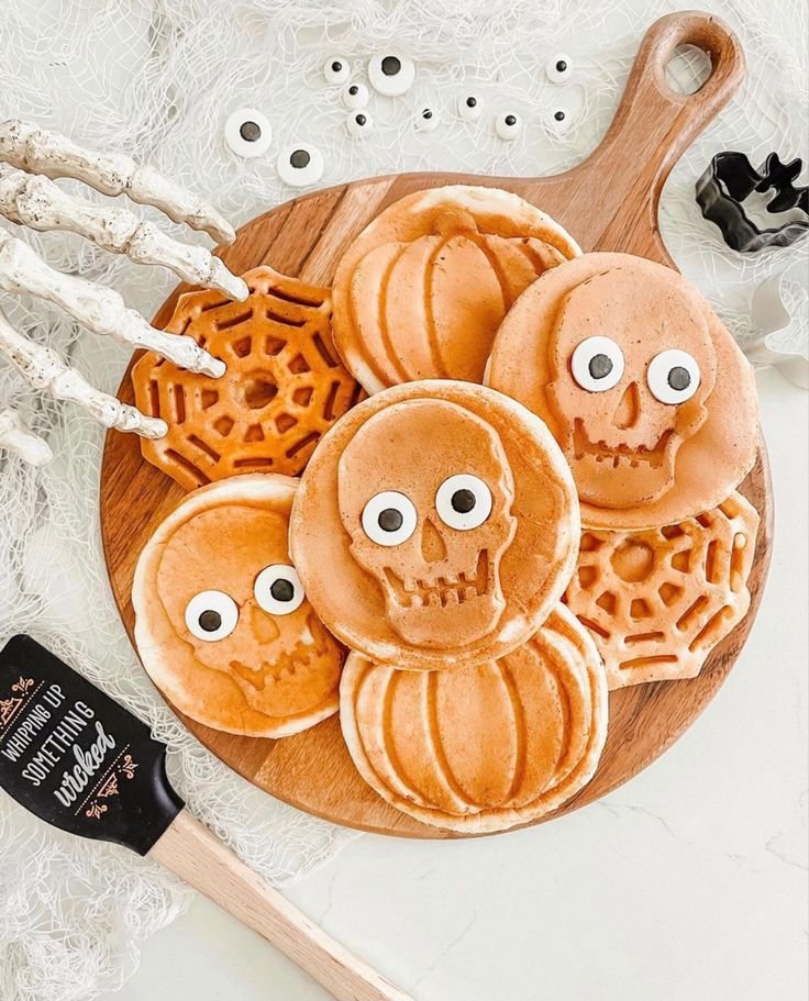 SPOOKY SZN IS HERE! 💀📸💚 | Halloween waffles for kids, Halloween waffle ideas, How to make halloween waffles