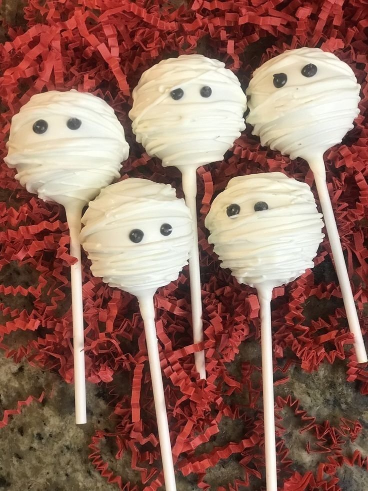 Dessert halloween | Halloween sleepover, Spooky halloween food, Cake pop ideas