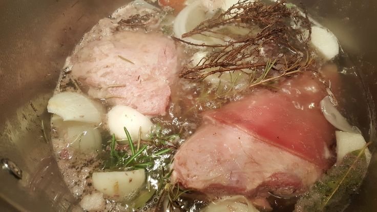 Potée Auvergnate  - LA SAVEUR DU MONDE