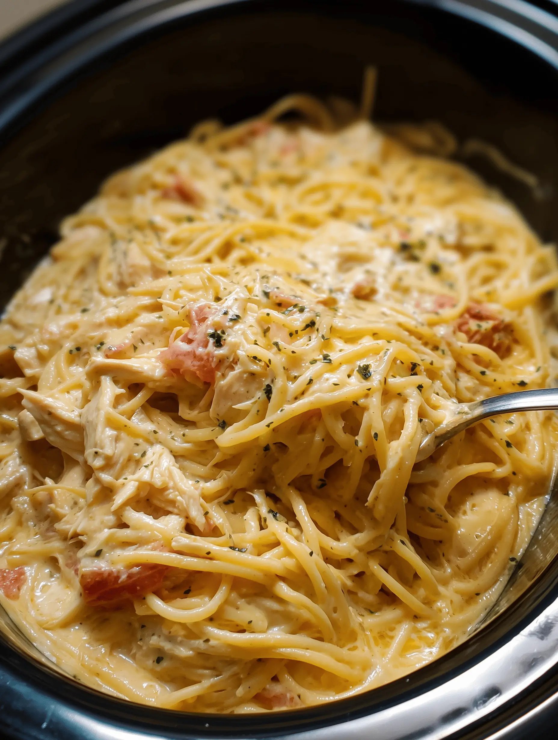 Creamy Crockpot Chicken Spaghetti