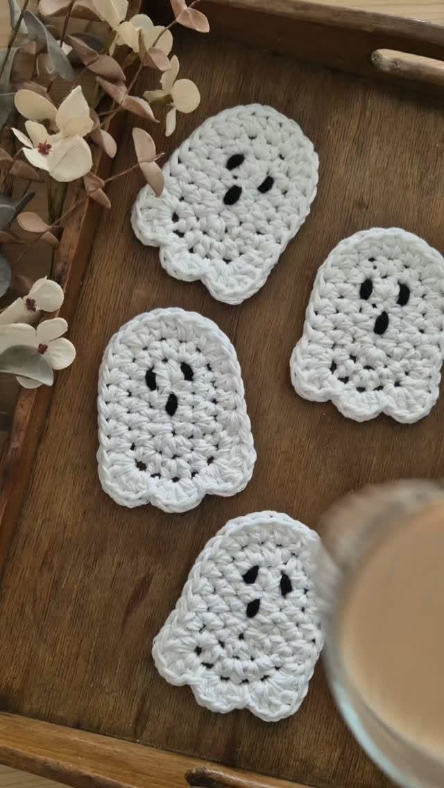 👻 Comment 'Spooky', and I will send you the pattern link!   Crochet, but make it spooky!  #crochetforbeginners #easycro… [Video] | Holloween crochet project, Spooky things to crochey, Halloween ghost crochet pattern