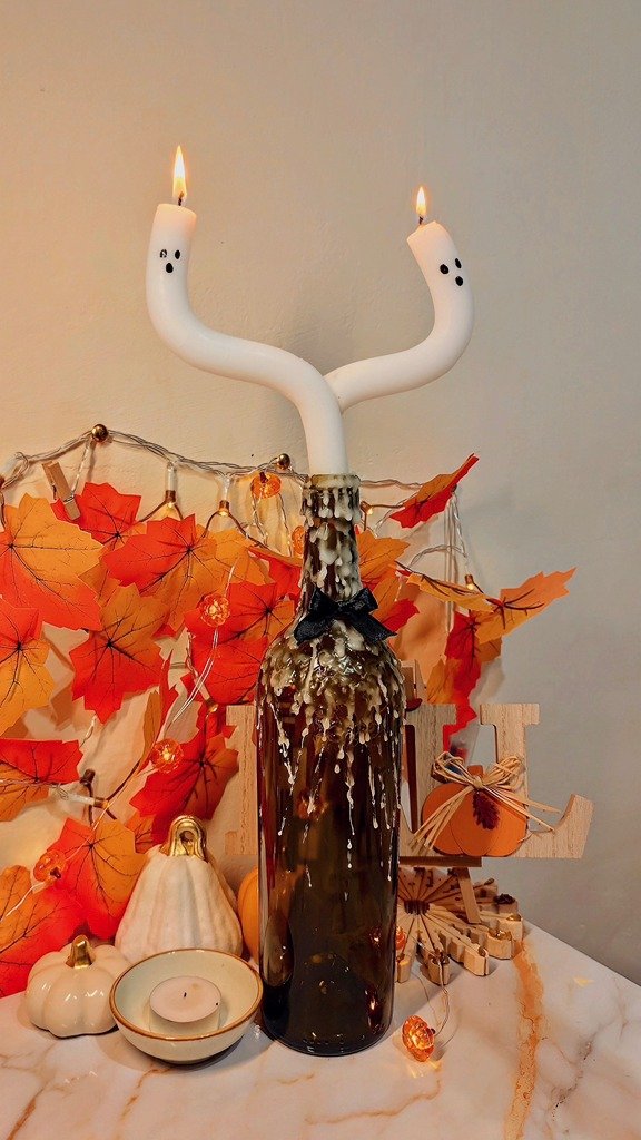 DIY Spooky Ghost Candles 👻🎃 #Halloween #HalloweenDIY #halloweendecor #craft #creativeideas #spooky #DIY