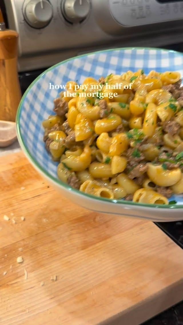 One-Pot Creamy Beef and Macaroni