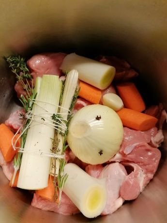 Blanquette de veau à l’ancienne, recette de Grand Mère, Tradition et Terroir.