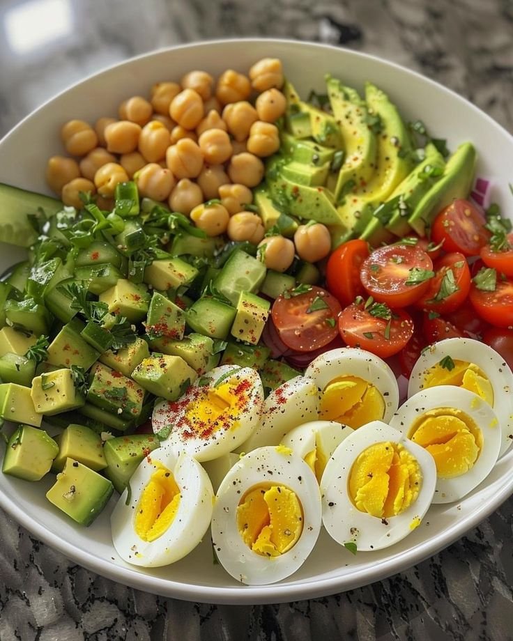 Simple healthy meals for work | Easy healthy lunch, Healthy simple lunch, Healthy food with boiled eggs