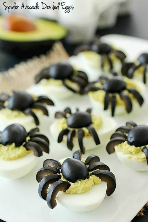 Spider Avocado Deviled Eggs - 21 Cute Halloween Snacks for Kids! | Savory halloween food ideas, Halloween food for party, Easy halloween food