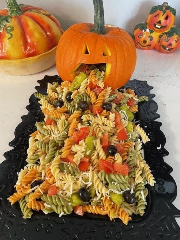 Spooky Halloween Pasta with Vegetables | Halloween pasta salad to serve 20, Halloween lunch for school party, Halloween pasta with turkey