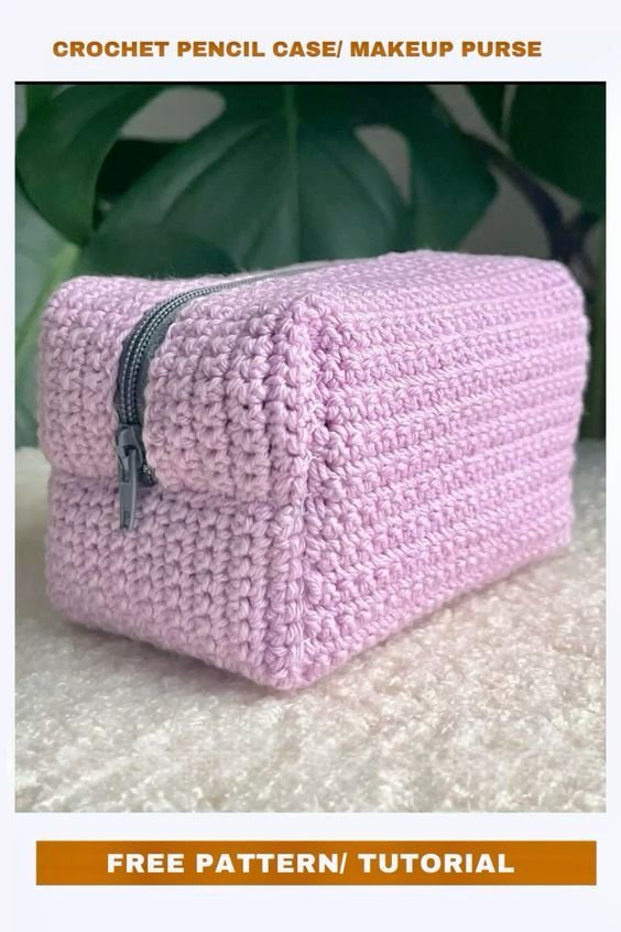 Beginner Crochet Makeup Bag or Pencil Case 6 Beginner Crochet Makeup Bag or Pencil Case