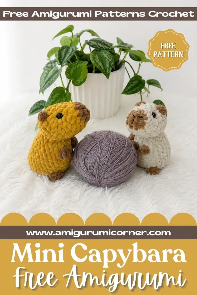 Amigurumi Capybara Keychain