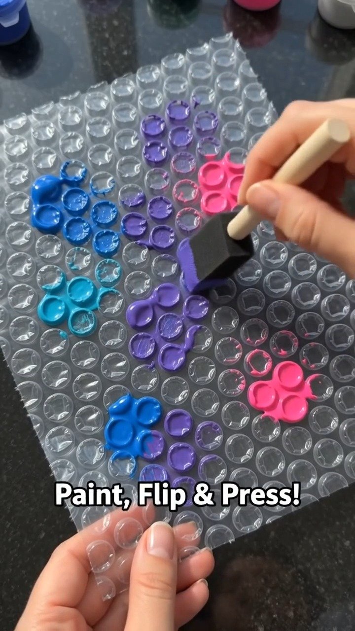 Bubble wrap stamps form colorful galaxy patterns with stars, planets, and deep space texture. A fun project to try this weekend. #GalaxyWallArt #BubbleWrapPainting #KidsDIY #CreativeCrafts 11 Bubble wrap stamps form colorful galaxy patterns with stars, planets, and deep space texture. A fun project to try this weekend. #GalaxyWallArt #BubbleWrapPainting #KidsDIY #CreativeCrafts