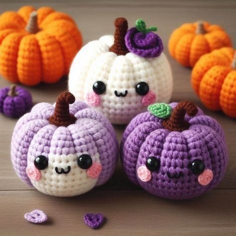 How to Crochet Pumpkin Cuties For Spooky Decorations