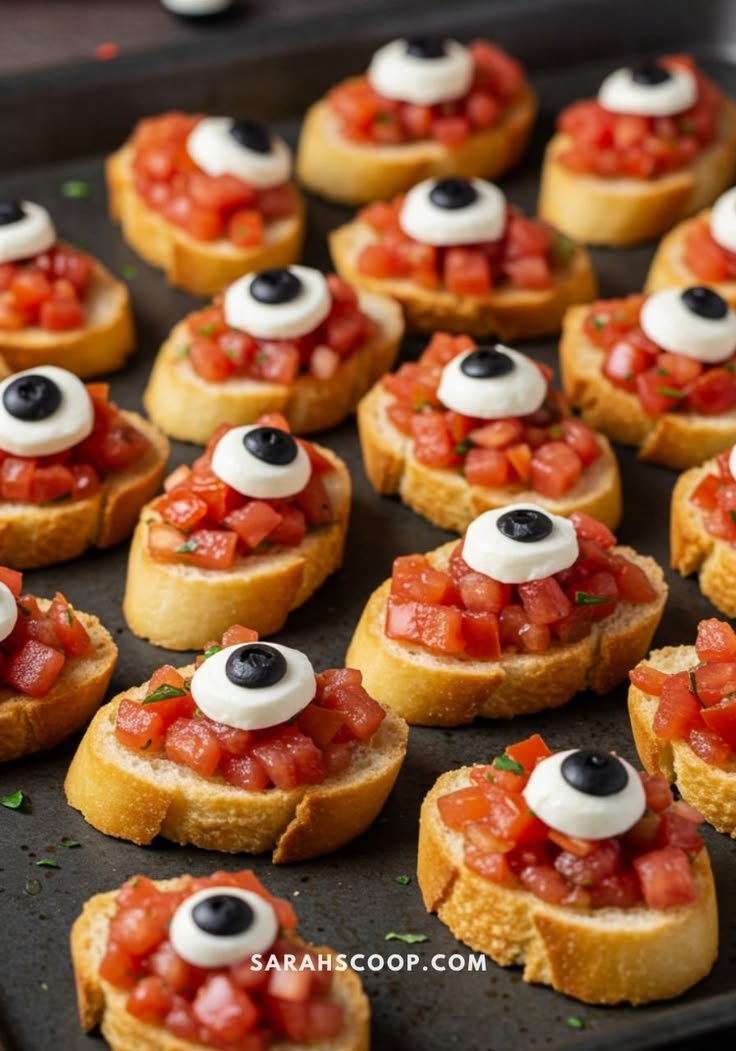 100 Easy Halloween Appetizers | Halloween finger foods appetizers, Halloween appertizers easy, Halloween party foods finger