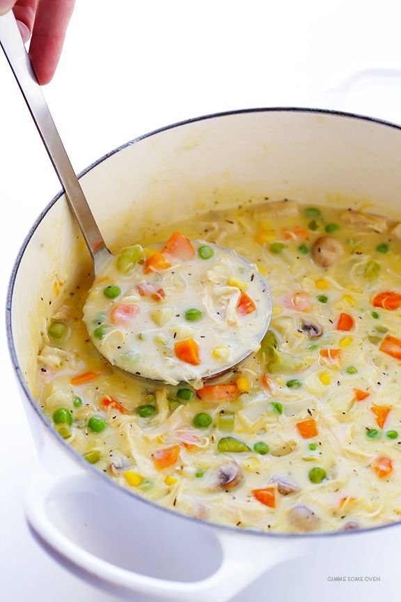 Cozy Chicken Pot Pie Soup Recipe | Gimme Some Oven | Hühnerpastete, Süßkartoffelsuppe, Leckere suppen