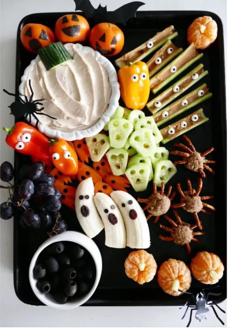 Healthy Halloween Snack Tray | Halloween veggie tray ideas, Halloween party healthy snacks, Halloween party food healthy