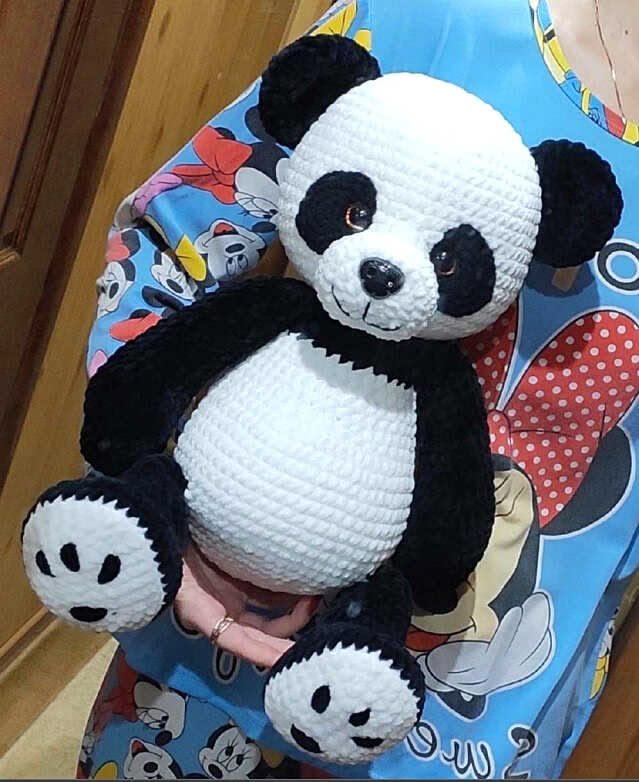 Amigurumi Panda Free Pattern - Free Amigurumi Pattern | How to crochet a giant panda, Panda plush amigurumi, Crochet teddy bear