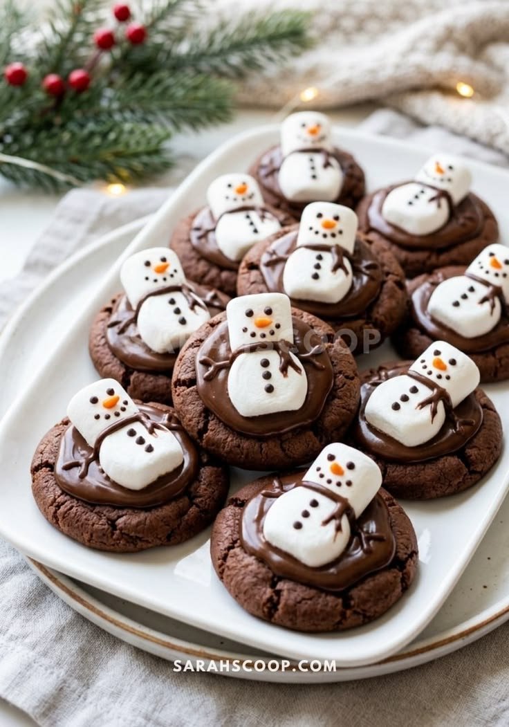 One Hundred Adorable Christmas Desserts