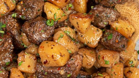 Easy Garlic Butter Steak and Potatoes Recipe for Family Dinner