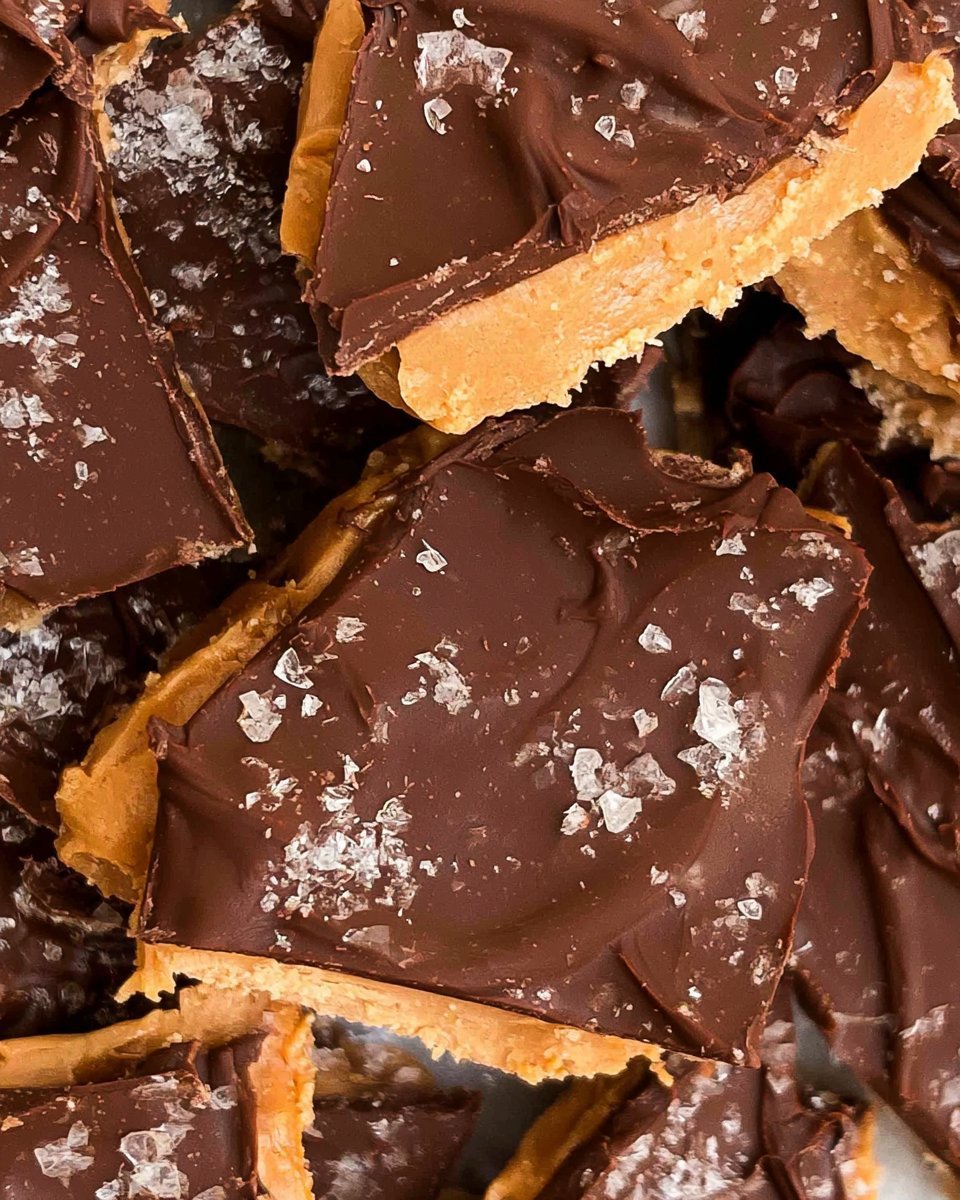 Peanut Butter Chocolate Greek Yogurt Bark
