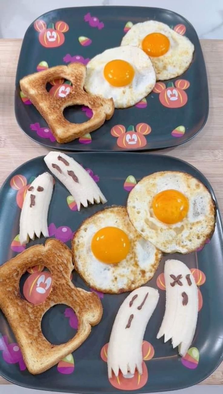Food to eat on halloween | Spooky kids breakfast, Halloween scrambled eggs, Halloween breakfast