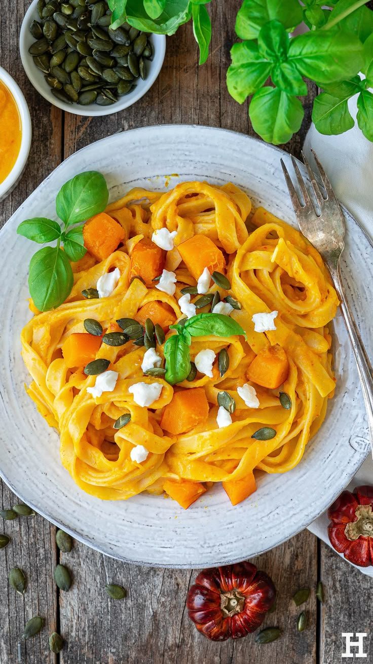 Tagliatelle in Kürbissoße | Der Leckerbissen des Monats Oktober