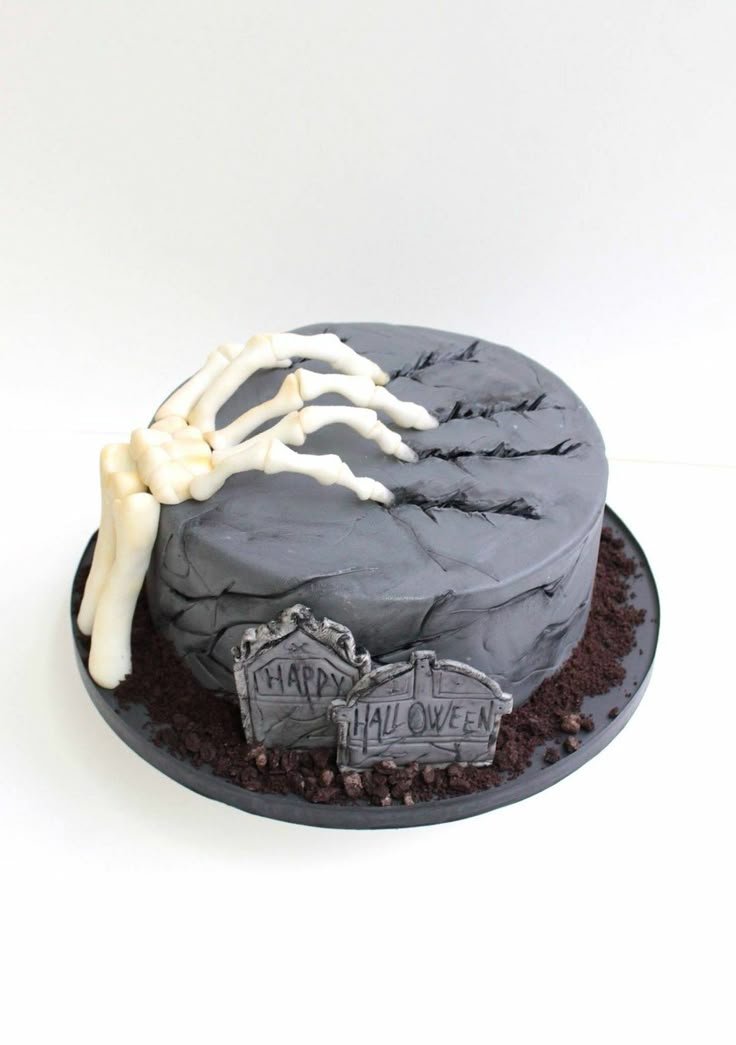 0d2eb1f0709bbc5d11a079b2a861ee50 | Halloween torten fondant, Kuchenrezepte ohne ei, Halloween essen ideen