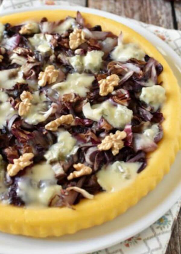 Torta Salata di Polenta con Radicchio, Gorgonzola e Noci