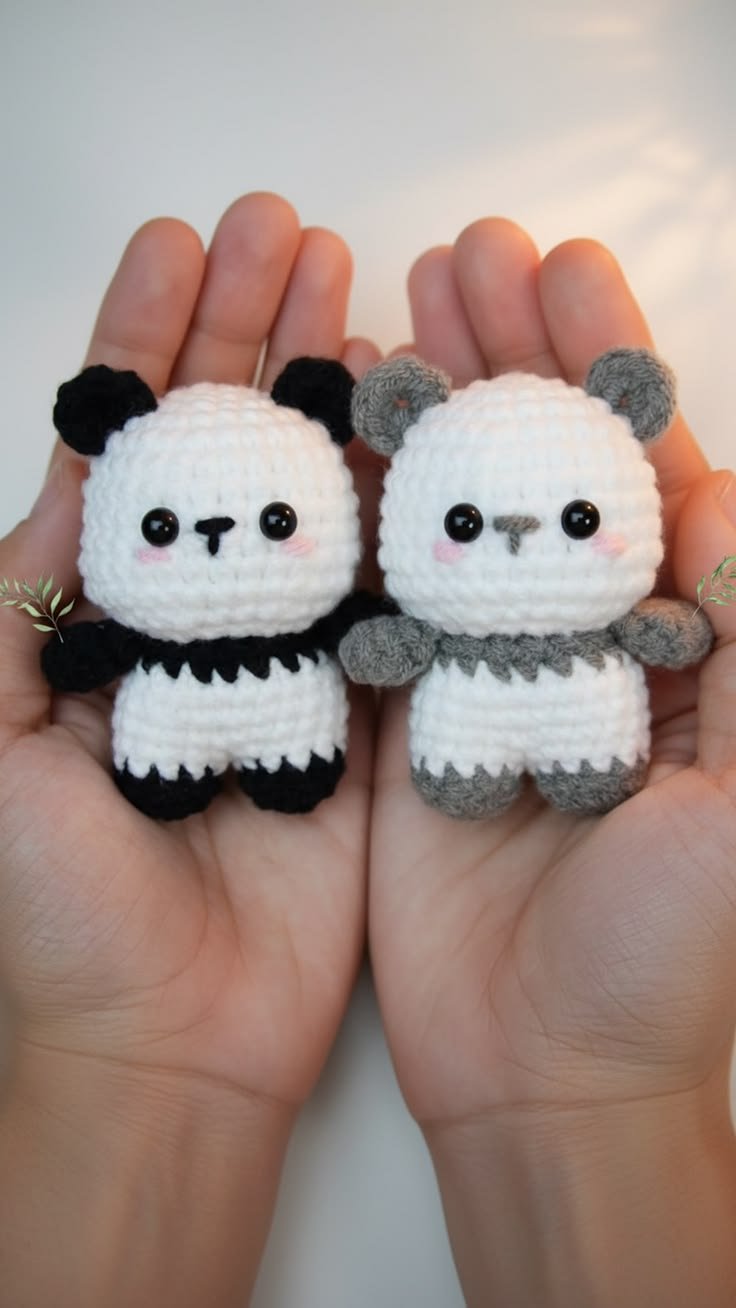 Free Crochet Pandas Amigurumi Pattern