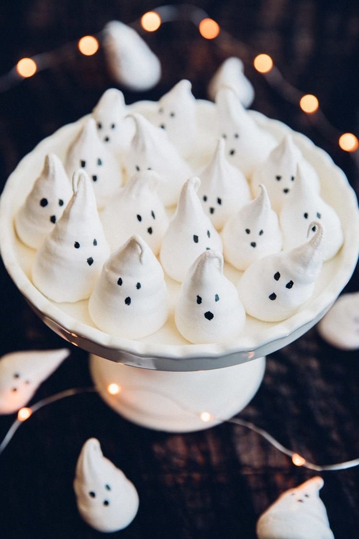 Recette : comment cuisiner des meringues fantômes parfaites pour Halloween ?