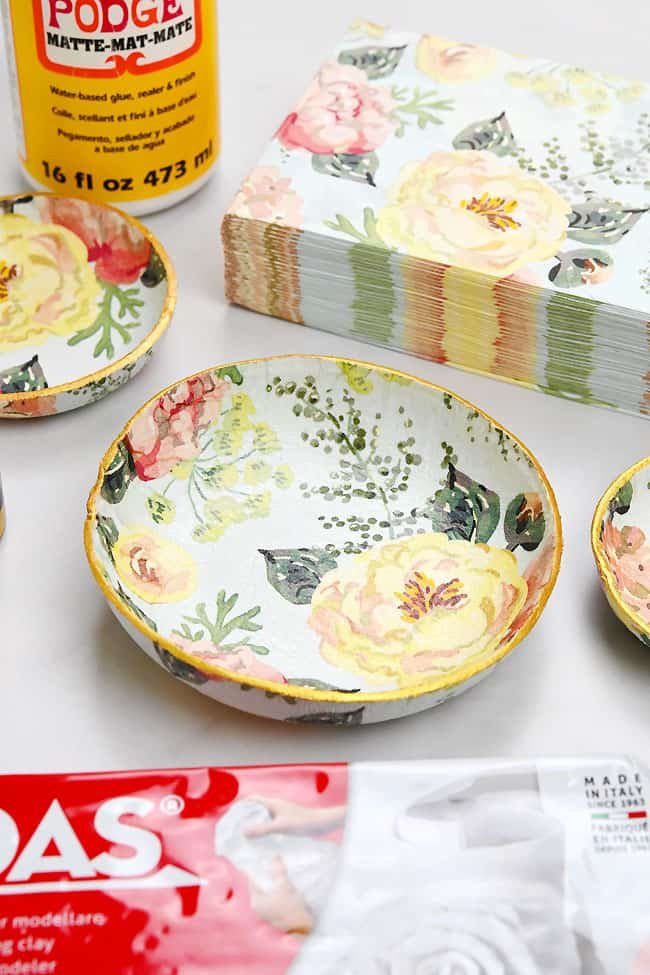 How to Make a Patterned Air Dry Clay Bowl