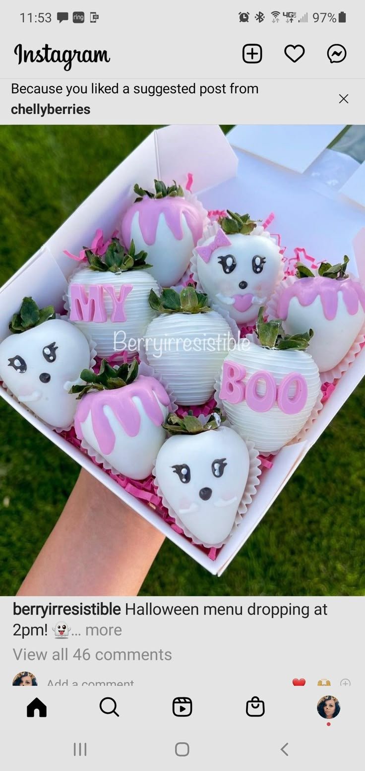 Delicious Chocolate Covered Strawberries | Halloween desserts, Manualidades, 제과