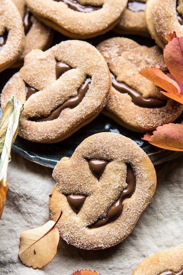 Oatmeal Cookie Cream Pies Recipe | Halloween cookies healthy, Cookies for halloween, Autumn halloween cookies