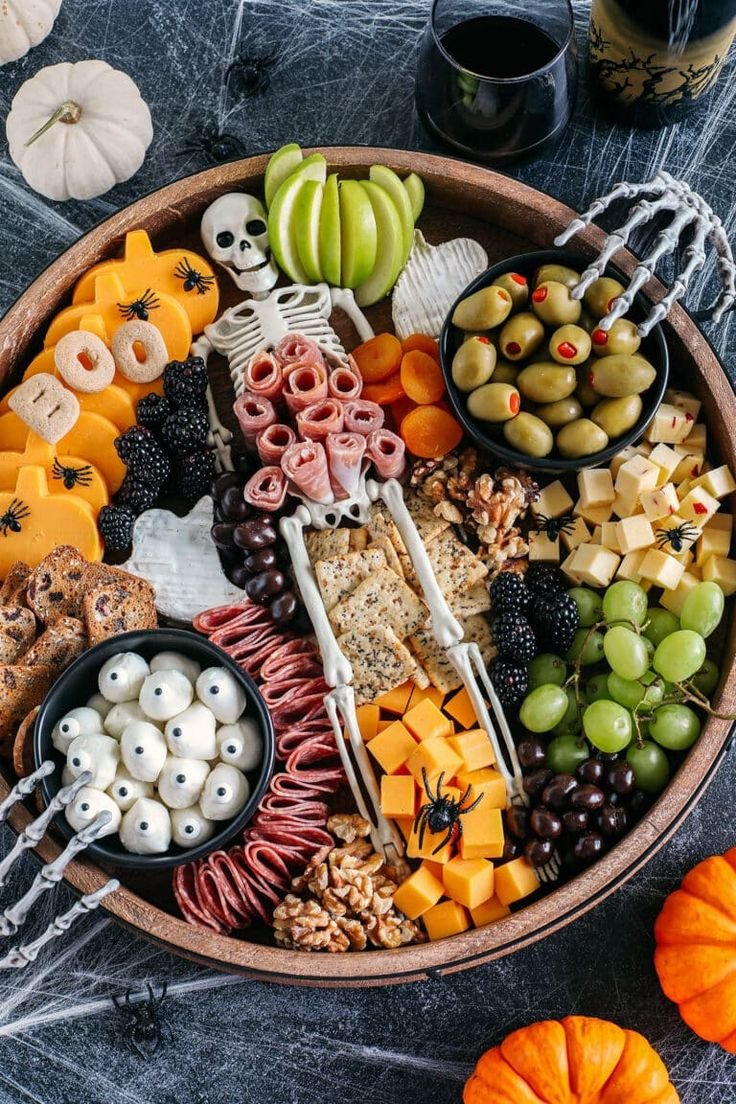 30 Festive Halloween Charcuterie Board Ideas
