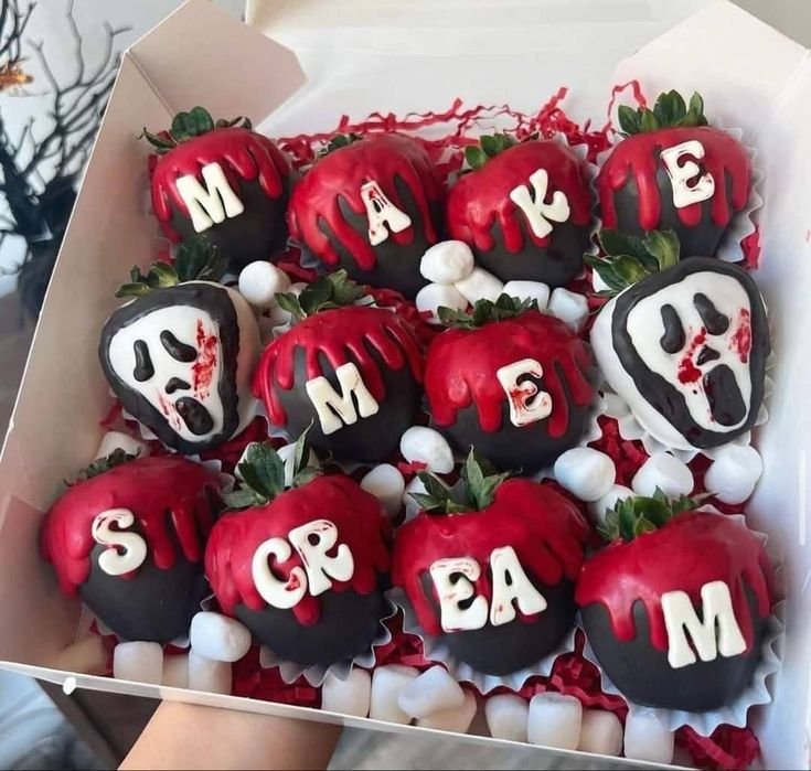 Ghostface Chocolate Covered Strawberries | Scream chocolate covered strawberries, Make me scream strawberries, Halloween strawberry ideas