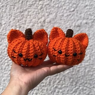 The PurKin Pumpkin pattern by Leaf Chan