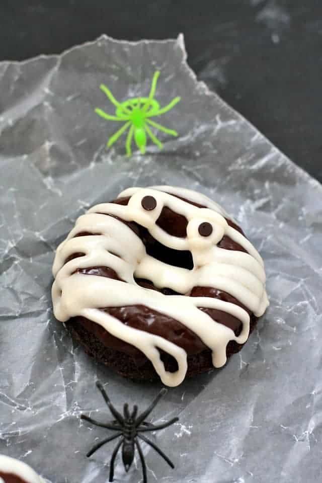 Halloween Mummy Donuts (Gluten Free, Vegan).