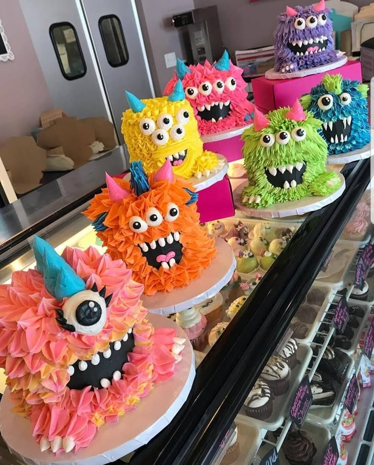 Colorful monster-themed cakes | Halloween monster cakes for kids, Monster birthday, Monster party