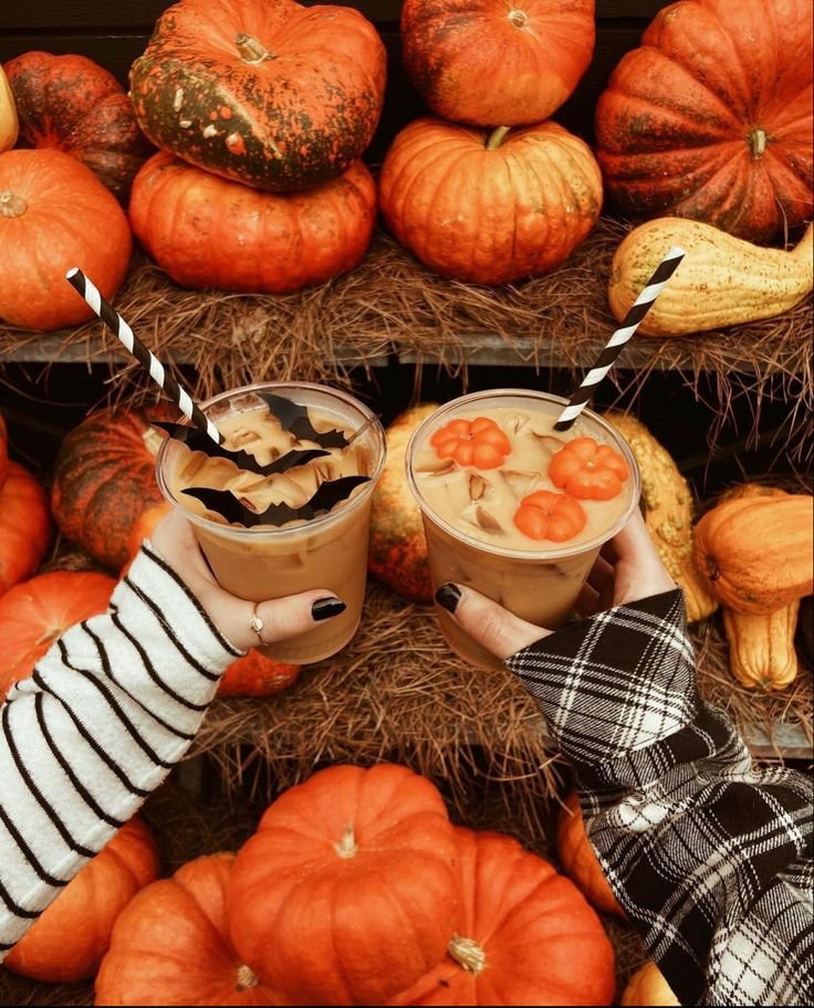 Julie Denby on Instagram: "Spooky coffees are my speciality🎃🦇☕️who wants one?"