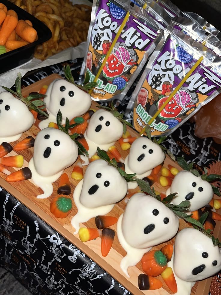 Summerween is approaching! 👻🍓