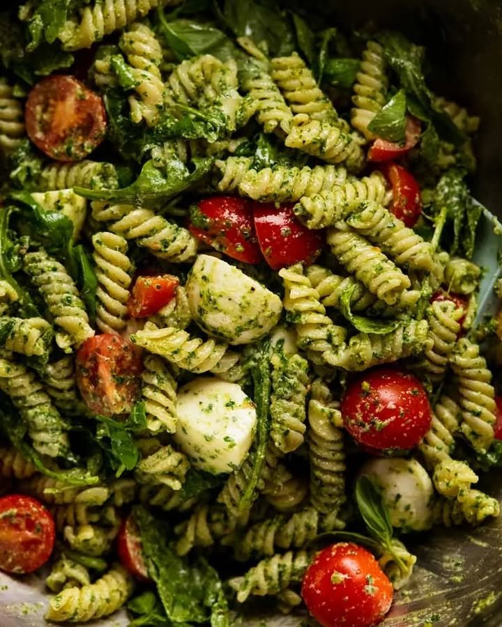 Salade de p&acirc;tes au pesto